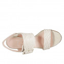 Sandale pour femmes avec boucle et elastique en cuir imprimé et daim beige talon 7 - Pointures disponibles:  32, 34, 43, 45