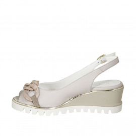 Sandale pour femmes avec chaîne en cuir gris tourterelle talon compensé 5 - Pointures disponibles:  42 2