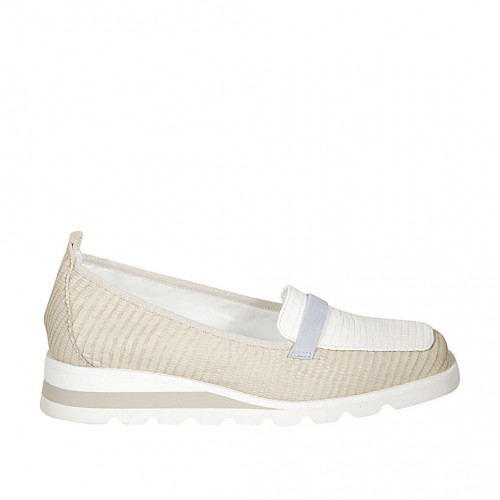 Mocassin pour femmes en cuir imprimé blanc et beige et daim bleu clair talon compensé 3 - Pointures disponibles:  42