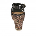 Sandale pour femmes en cuir noir avec courroie croisé, plateforme et talon compensé tressé 9 - Pointures disponibles:  42