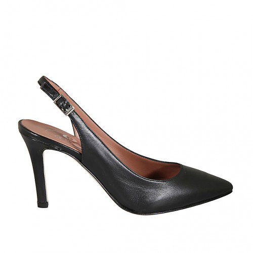 Woman's pointy slingback pump in...