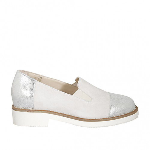 ﻿Mocassin pour femmes avec elastiques en daim sable y cuir lamé imprimé argent talon 3 - Pointures disponibles:  42, 45