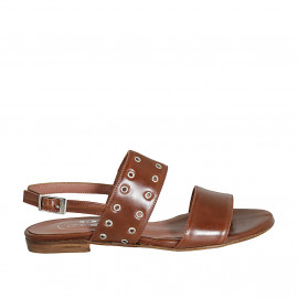 Sandale pour femmes en cuir cognac avec goujons talon 1 - Pointures disponibles:  33
