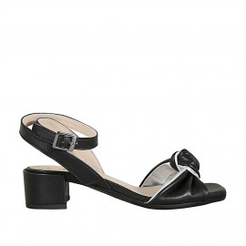 Woman's sandal with strap and knot in black and white leather heel 4 - Available sizes: 33, 43