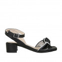 Sandalia para mujer con cinturon y nudo en piel negra y blanca tacon 4 - Tallas disponibles:  33, 34, 43, 44