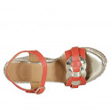 Sandalo da donna in pelle rossa e platino con cinturino e plateau zeppa intrecciata 9 - Misure disponibili: 42, 43, 44