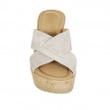 Mule pour femmes en daim et daim perforé beige avec plateforme et talon compensé 9 - Pointures disponibles:  42, 43