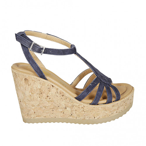 Woman's strap sandal in blue suede...