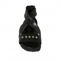 Zapato abierto para mujer en piel negra con cremallera y tachuelas cuña 2 - Tallas disponibles:  42, 43