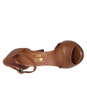Chaussure ouverte avec courroie pour femmes en cuir cognac talon 10 - Pointures disponibles:  42
