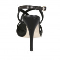Sandale pour femmes en cuir noir avec courroie croisé talon 11 - Pointures disponibles:  42, 43