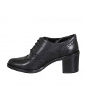 Woman's laced Oxford shoe with wingtip in black leather heel 6 - Available sizes:  32, 43