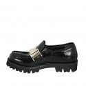 Woman's loafer with elastic band and accessory in black patent leather heel 3 - Available sizes:  32