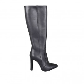 Woman's pointy boot with zipper in black leather heel 10 - Available sizes: 31